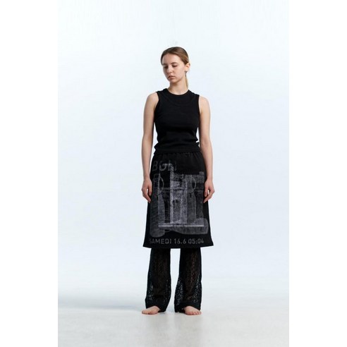 국내매장정품 MINERAL STUDIO 픽셀레이트 미디 스커트 블랙 Pixelate midi skirt