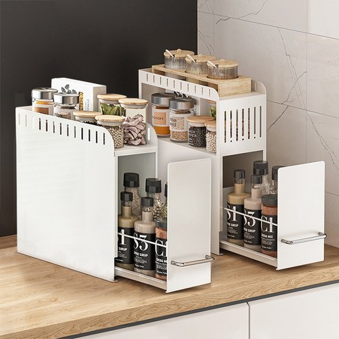 좁은 공간을 스마트하게! 슬라이드 양념 선반으로 공간 활용도를 극대화하세요.