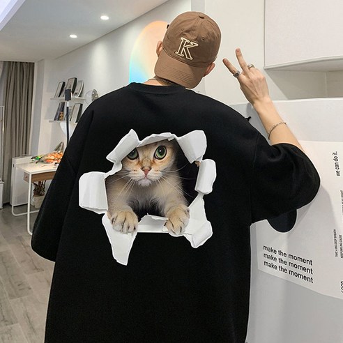 고양이 프린팅이 매력적인 편안한 여름 티셔츠