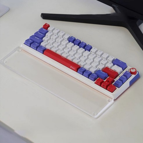 손목 통증 없이 쾌적한 작업 환경을 만들어주는 아크릴 팜레스트