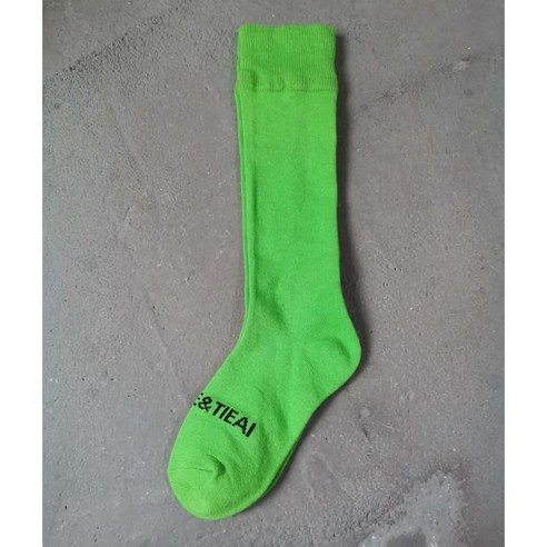 발걸음에 자유를, 일상에 활력을 - UVU 러닝 양말