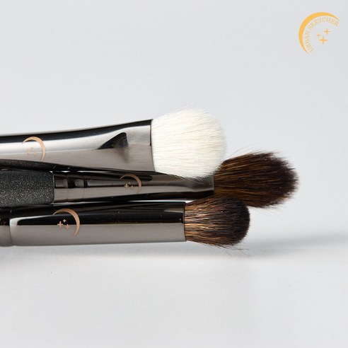 섬세하고 아름다운 눈매를 위한 현명한 선택, 어반스케쳐 아이브러쉬 세트