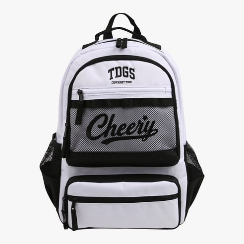 스타일과 실용성을 겸비한 데일리 백팩