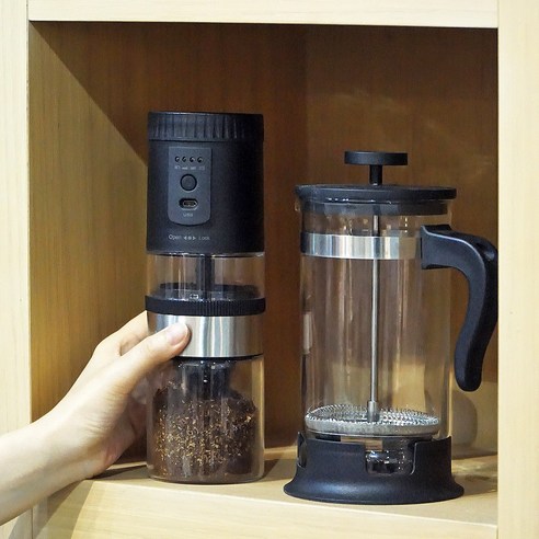 마리슈타이거 루미 무선 전동 커피 그라인더 B60는 USB 충전 가능한 편리한 커피 그라인더입니다.