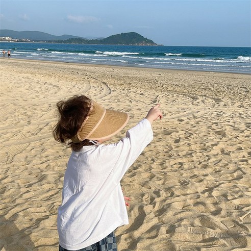 햇살 아래, 곰돌이의 사랑스러움과 안전함을 담다