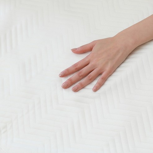 서늘한 여름철 밤, 접촉식 냉감으로