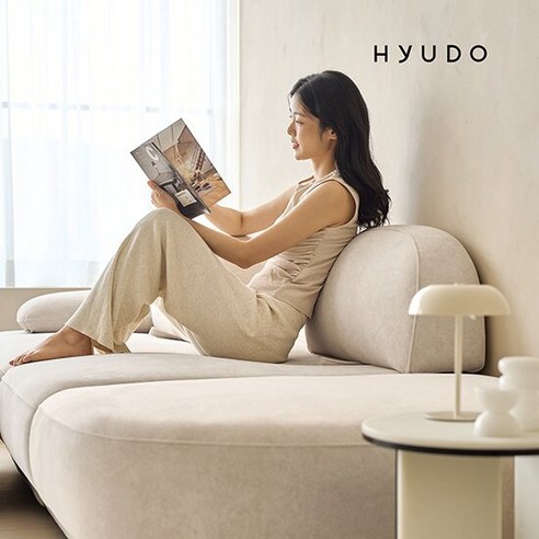 공간에 스며드는 아름다움과 편안함, 휴도 하현의 동백 2060 소파