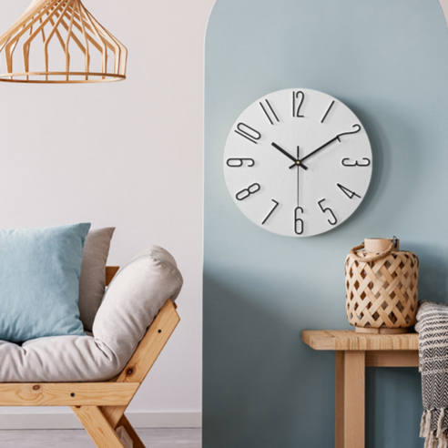 세련된 디자인의 무소음 벽시계로 공간의 분위기를 변화시키세요.