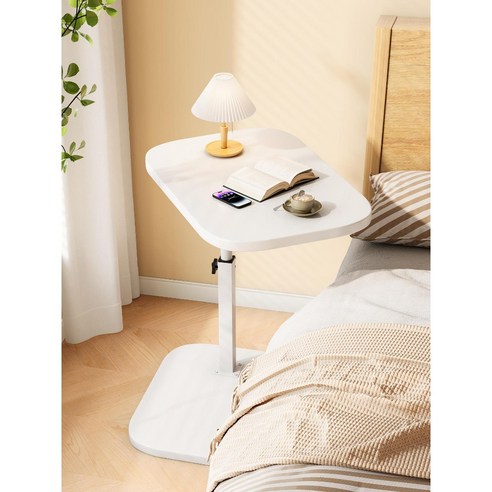 공간 효율성을 극대화하는 만능 가구, 간편 높이 조절 사이드 테이블 협탁테이블