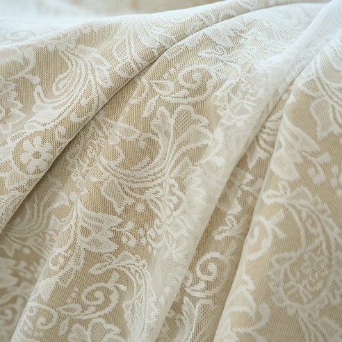 우아함과 아늑함을 담은 이중 진주 장식 레이스 암막 커튼으로 꿈결 같은 공간을 완성하세요.