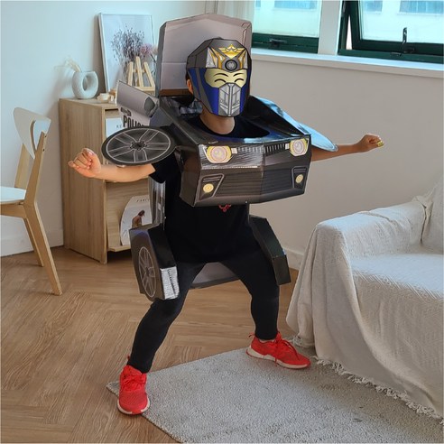 DIY 변신 자동차 박스봇 폴리스카: 창의력과 상상력을 키워주는 친환경 장난감