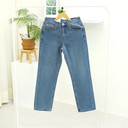 세미 와이드 청바지의 스타일과 편안함