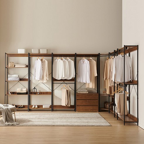 좁은 공간, 효율적인 수납! 브랜티&에린 드레스룸으로 꿈꾸던 드레스룸을 현실로!