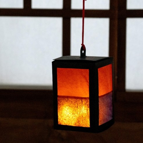 전통과 현대가 조화된 종이 청사초롱 LED 무드등