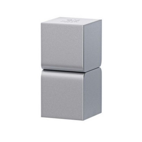 탬버린즈 퍼퓸 밤: 홀리메탈, 시간을 조각하는 향기의 예술 탬버린즈홀리메탈