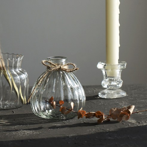 우아한 매력과 다목적성을 갖춘 미니 펌킨 유리 꽃병