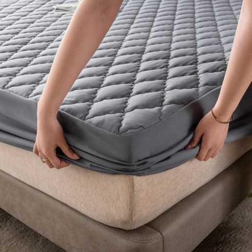 포근함, 위생, 편리함을 모두 갖춘 MOTRIA 매트리스커버로 쾌적하고 건강한 숙면을 경험하세요.