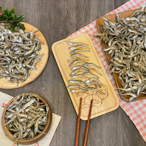 바다의 햇살을 담은 고소한 햇멸치