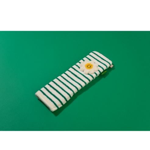 데이지 스트라이프의 매력으로 코트에서 돋보이는 세련된 테니스 라켓 그립 커버