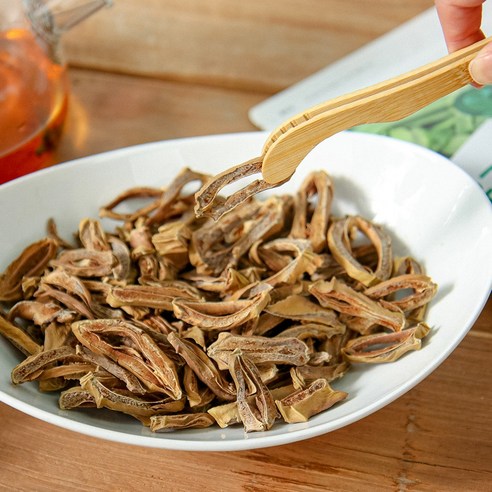 콧물 훌쩍, 재채기 에취! 차익는계절 유기농 작두콩차 한 잔으로 우아하게 날려버리세요!