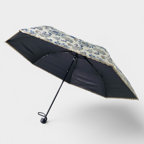 햇볕 아래 당당하게, 닥스 UV차단 양산으로 스타일과 건강을 동시에!