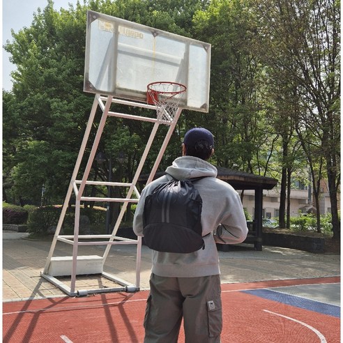 활동성과 스타일을 동시에 만족시키는 HelyKelly 스포츠 볼백