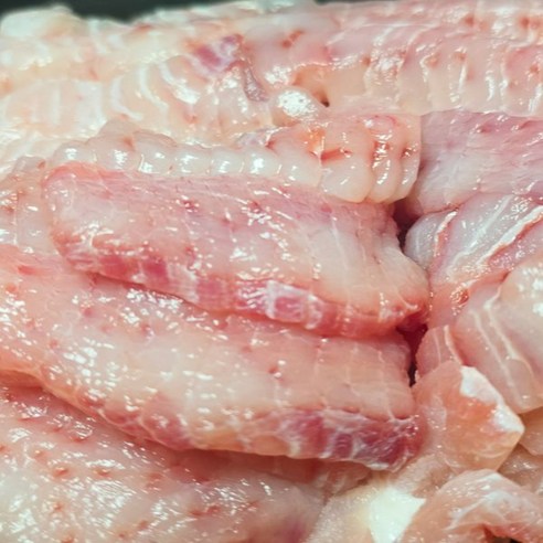 쫀득한 식감에 반하다! 집에서 즐기는 신선한 노랑가오리 횟감