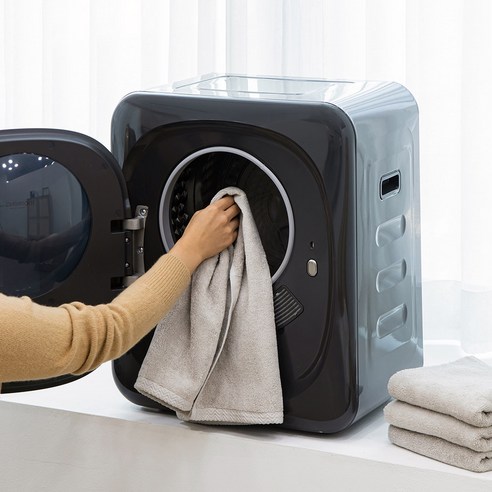 대웅 4세대 스마트 AI 미니건조기: 편리함과 위생을 더한 혁신적인 의류 관리 솔루션