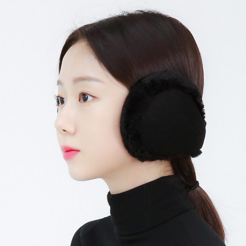 라핑 어그 러블리 귀마개는 겨울에 따뜻함과 스타일을 동시에 즐길 수 있는 아이템