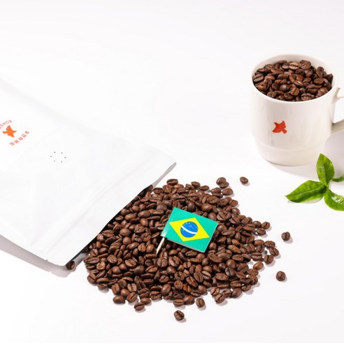 풍부하고 매력적인 맛을 가진 윤리적으로 재배된 브라질 아라비카 커피 원두