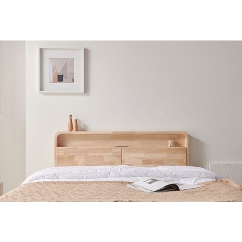 숙면을 선물하는 따뜻한 원목 침대