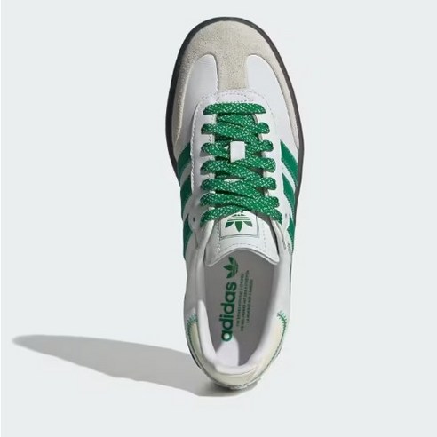 사계절 내내 다양한 활동에 활용 가능한 아디다스 Sambae 그린 초록 라인 운동화