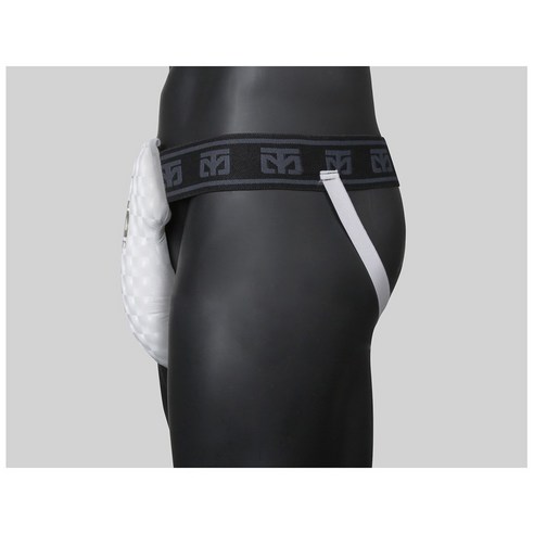 엑스테라 2: 격렬한 움직임 속에서도 빛나는 안전, 태권도 수련의 새로운 기준.