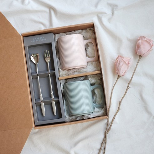 특별한 순간을 더욱 빛내줄 롱티스푼/롱포크 & 머그 세트