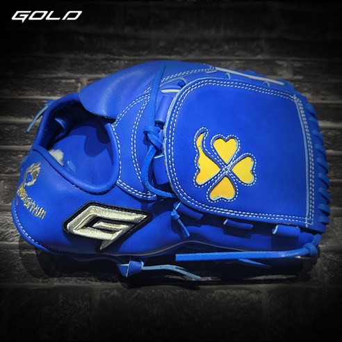 황금빛 투혼을 담아, 필드 위에서 빛나는 당신의 투구를 완성하세요.