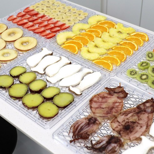 이 식품건조기는 간식을 더욱 간편하게 건조할 수 있는 제품입니다.