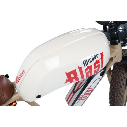 마이클 블라스트 E30, 답답한 일상에 자유를 더하다