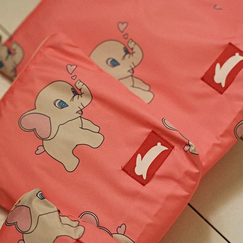 아이의 새로운 시작을 응원하는 오우아스튜디오 방수 파우치 4종 세트