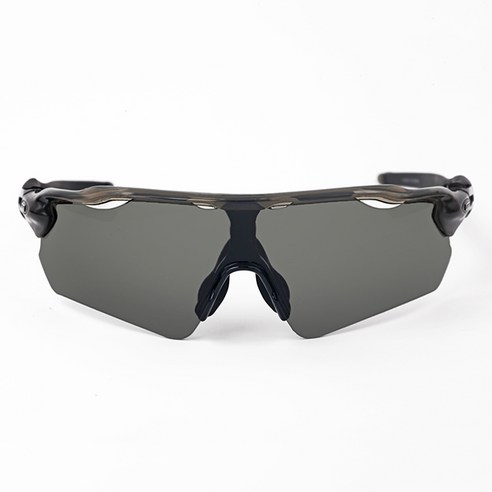 스타일호른 가빈 아시안핏 데일리 스포츠고글 레져 선글라스 G60은 심플하면서도 베이직한 스타일을 가졌으며 자외선 차단 기능이 있어 눈 건강에 좋은 남여공용 선글라스입니다.