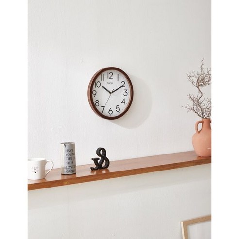 무소음과 스타일의 조화: 집과 사무실을 위한 원목 벽걸이시계