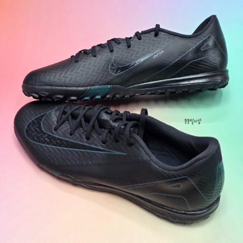 나이키 머큐리얼 베이퍼 16 아카데미 TF, 완벽한 풋살 경험을 선사하다.