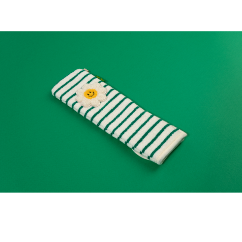 데이지 스트라이프의 매력으로 코트에서 돋보이는 세련된 테니스 라켓 그립 커버