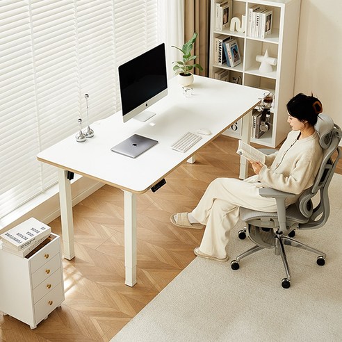 내 몸에 딱 맞는 아우스 모션데스크로 건강과 효율적인 업무 환경을 동시에!