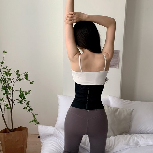 숨겨진 라인을 찾아 자신감을 되찾아 줄 더블코르셋 허리밴드