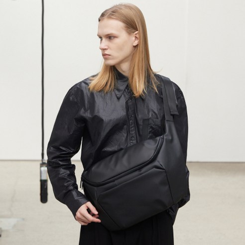 스타일과 편리함을 한번에! 마테마틱 타오 M30 메신저백 크로스백