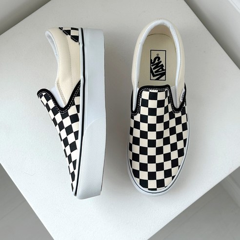 발 편하고 스타일까지 살려주는 반스 플랫폼 슬립온!