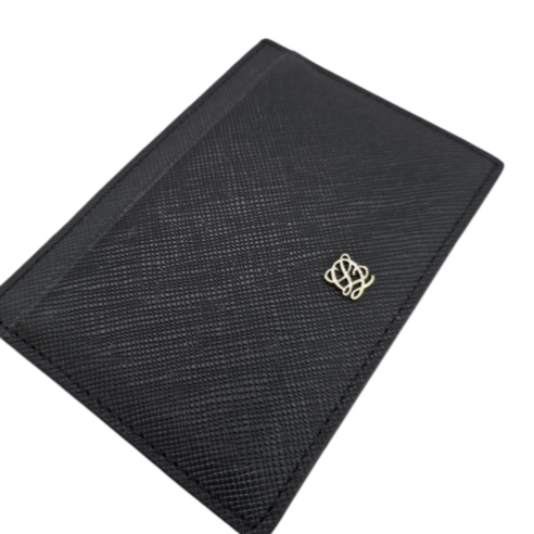 고퀄리티 가죽 소재와 세련된 디자인으로 제작된 롯데백화점 루이까또즈 남성 블랙 카드지갑