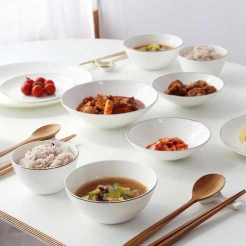 한국도자기 골드 홈세트: 금빛 라인이 선사하는 식탁의 우아한 변화