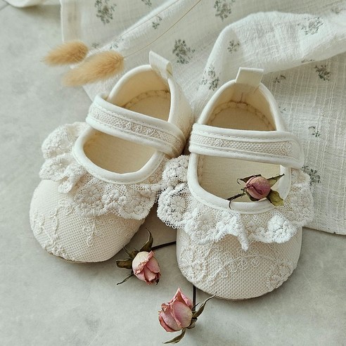 IECOO 레이스 보행기화 돌선물 아기신발 걸음마 돌잔치 신생아 애기 여아