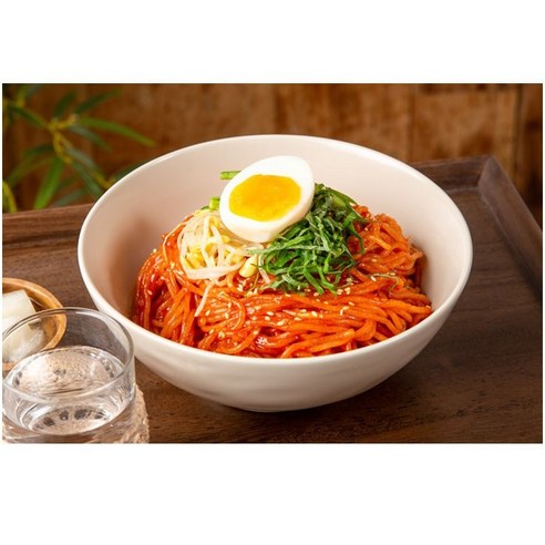 본격적인 한국식 비빔 국수를 집에서 쉽게 즐기세요